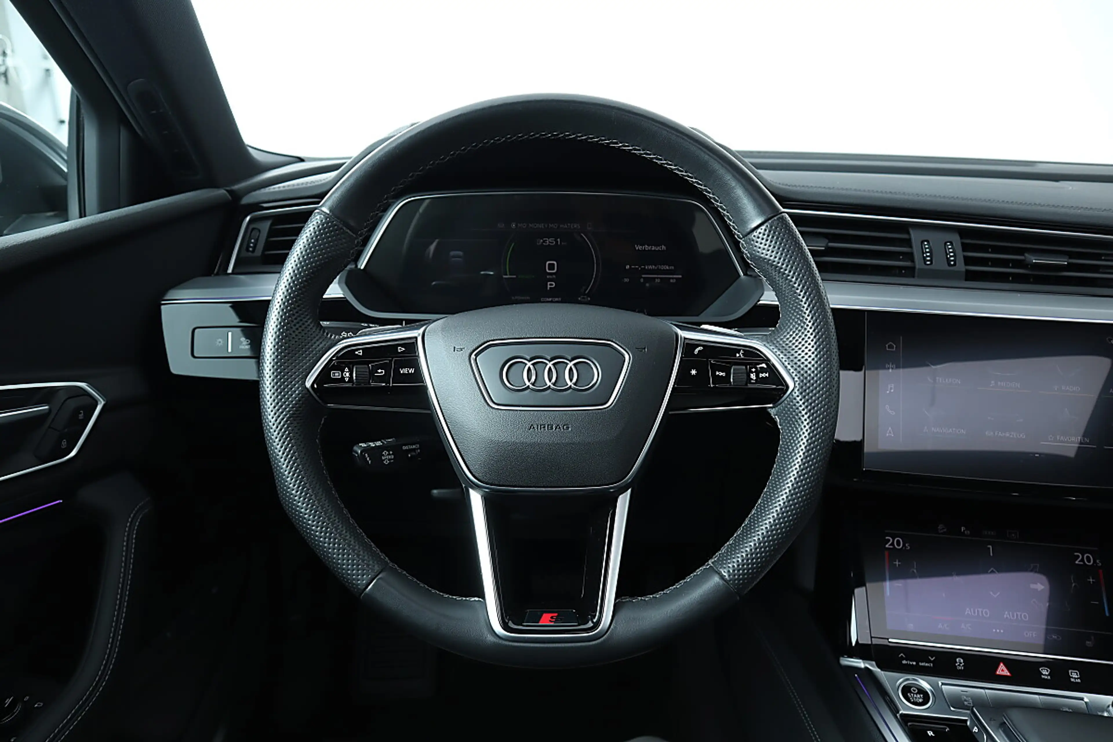 Audi e-tron 55 quattro 95kWh S-line Vollausstattung! — photo 20