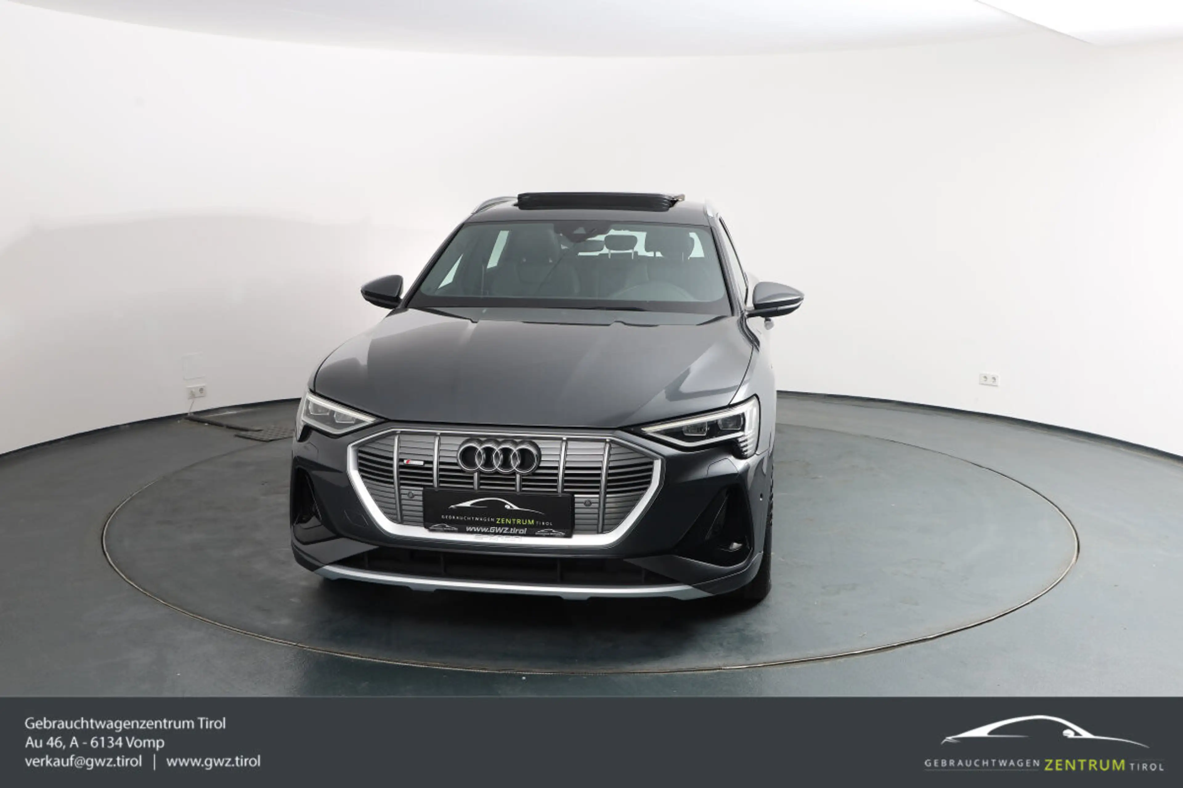 Audi e-tron 55 quattro 95kWh S-line Vollausstattung! — photo 2