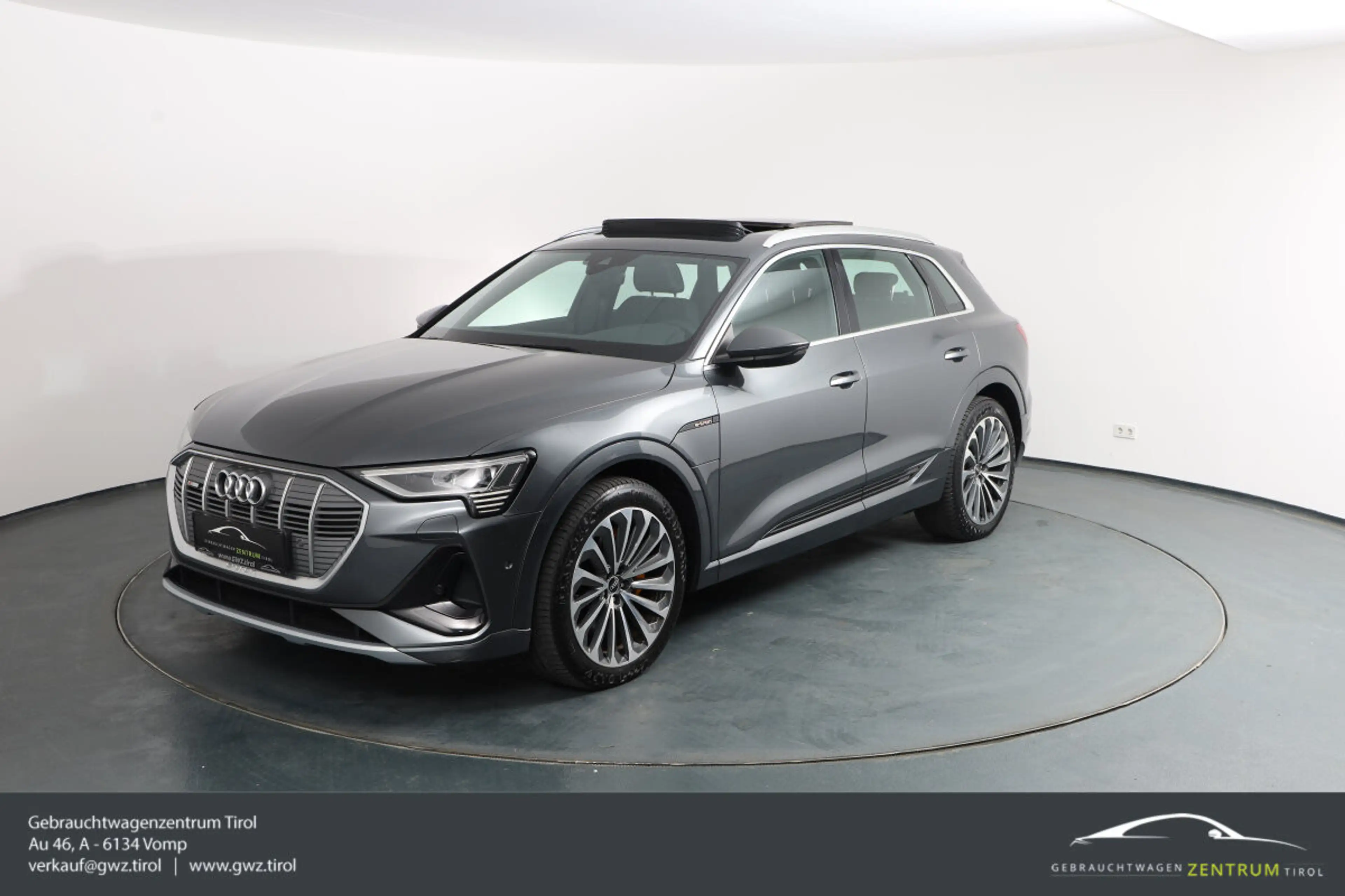 Audi e-tron 55 quattro 95kWh S-line Vollausstattung!