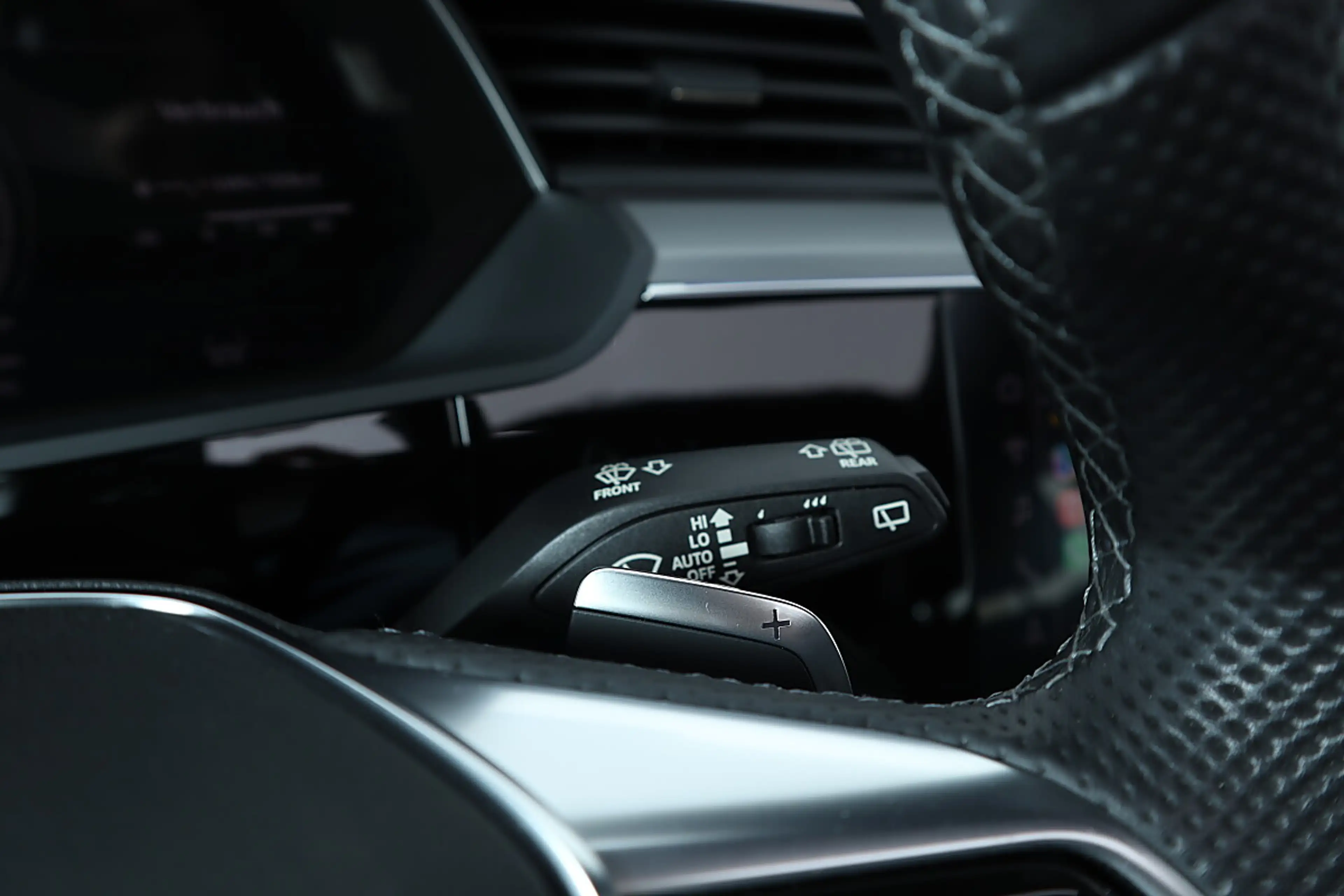 Audi e-tron 55 quattro 95kWh S-line Vollausstattung! — photo 30