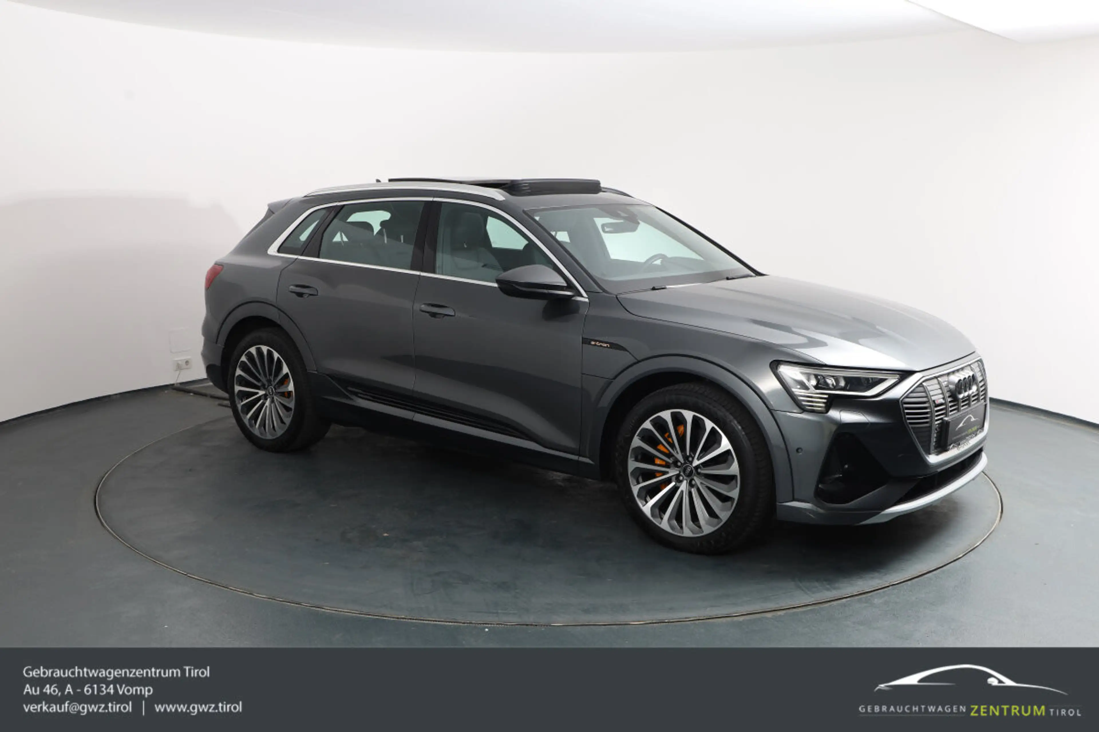 Audi e-tron 55 quattro 95kWh S-line Vollausstattung! — photo 4