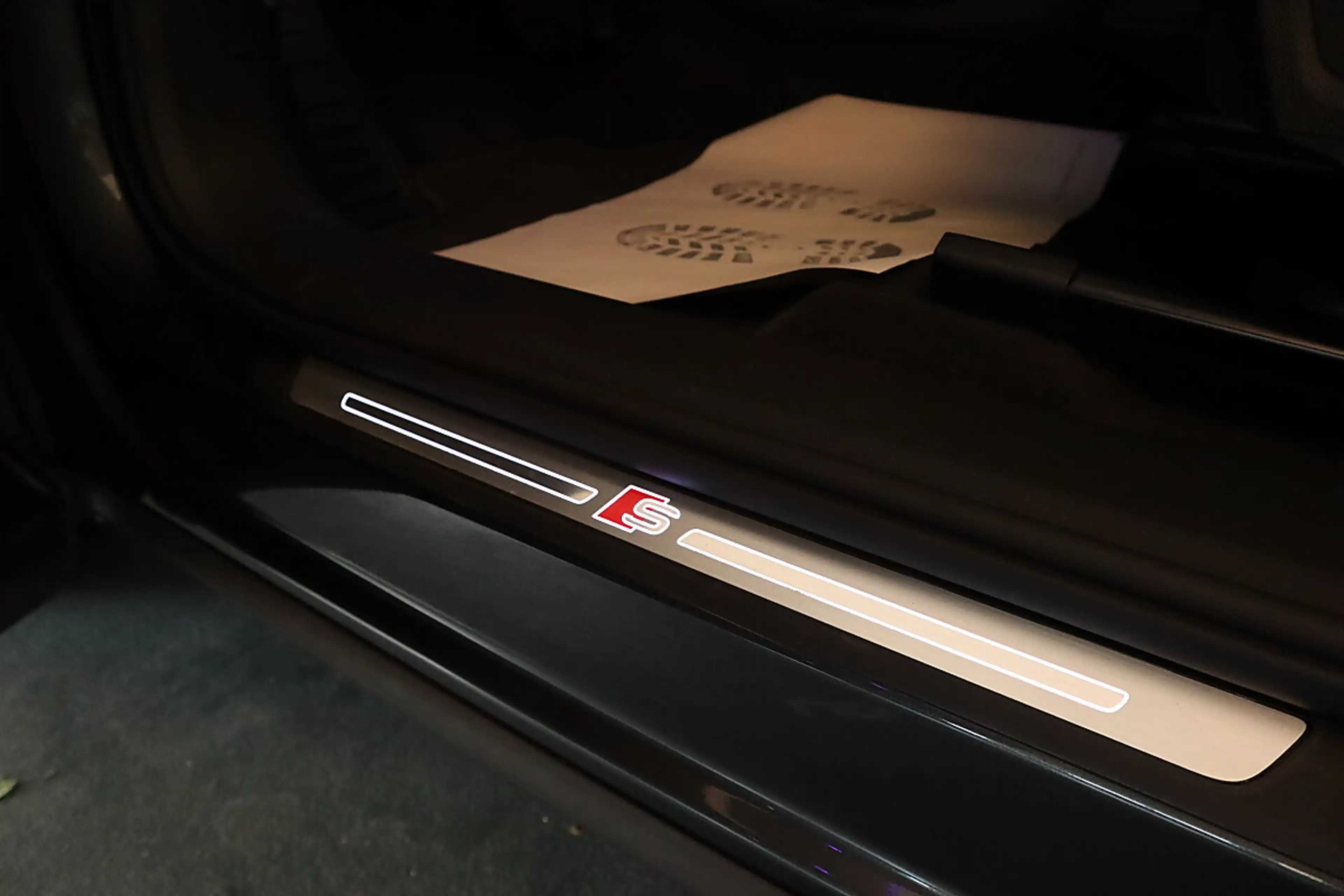 Audi e-tron 55 quattro 95kWh S-line Vollausstattung! — photo 24