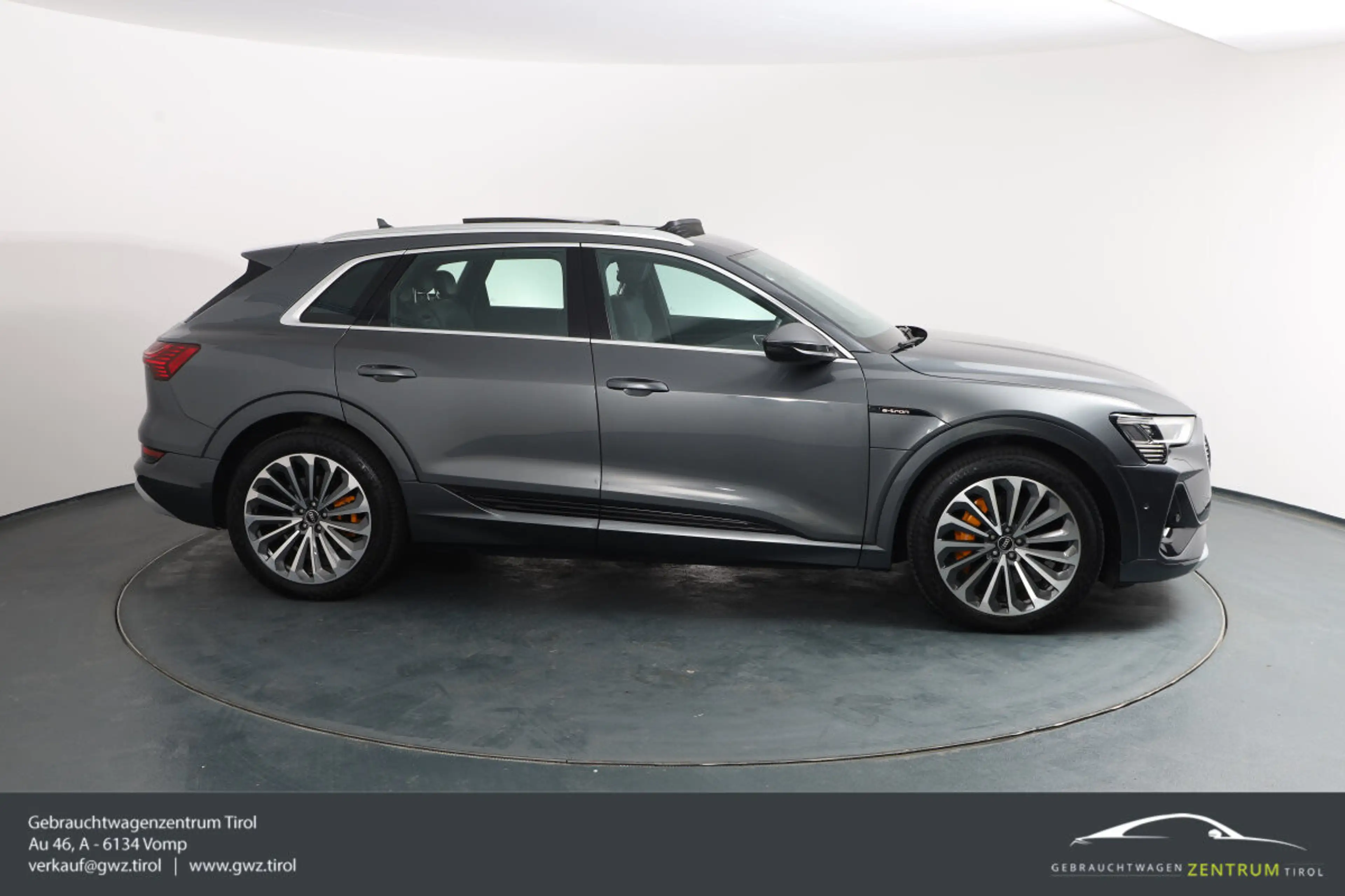 Audi e-tron 55 quattro 95kWh S-line Vollausstattung! — photo 5