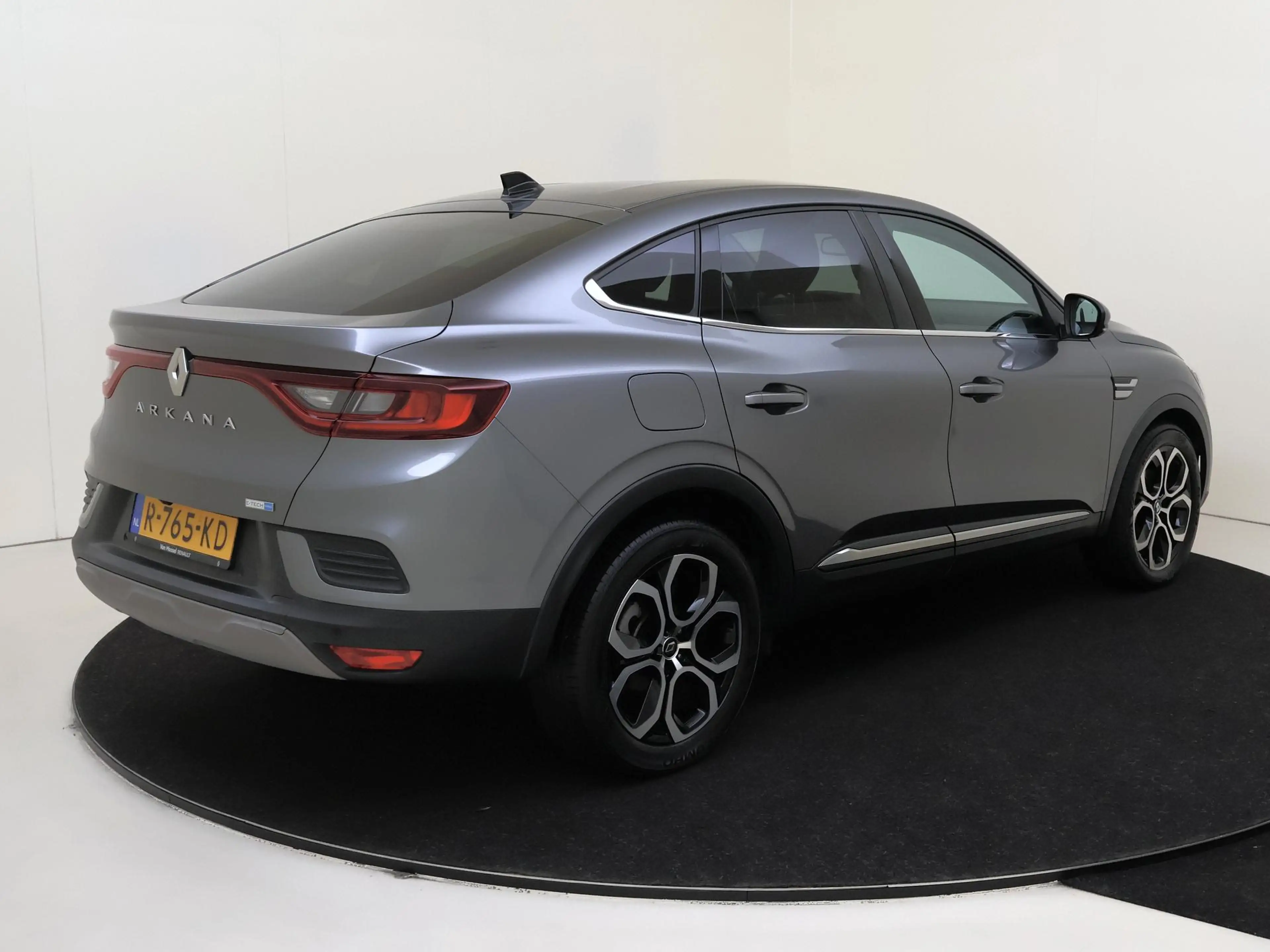 Renault Arkana 1.6 E-Tech Hybrid 145 Intens | navigatie | LM velg — photo 4