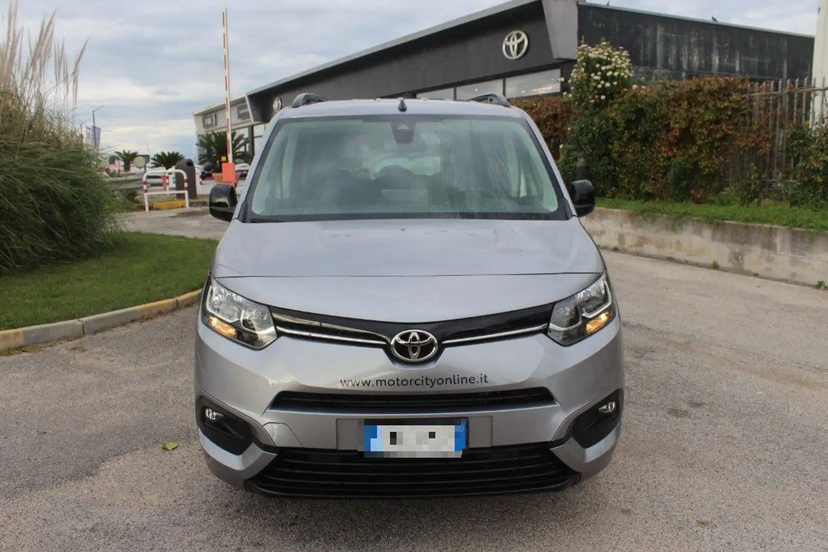 Toyota Proace City Verso Electric 50kWh L1 Short D Execut Grigio - 1