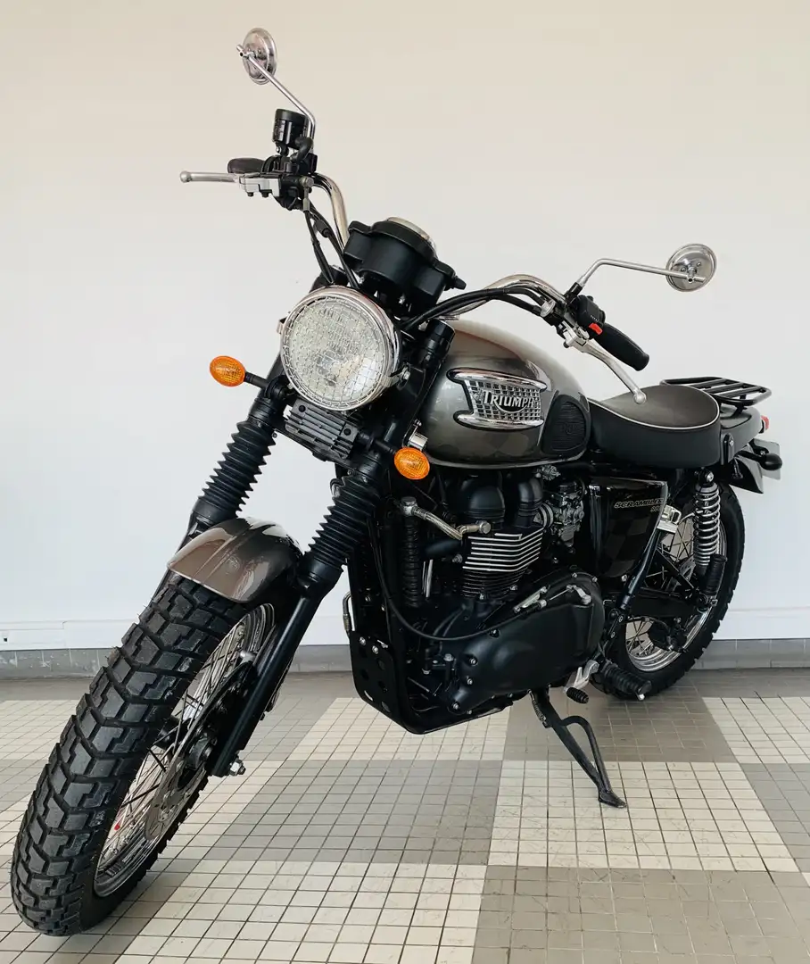 Triumph Scrambler Grau - 2