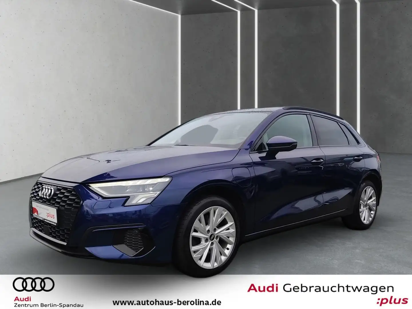 Audi A3 40 TFSI e Adv. S tronic *AHK*ACC* Blau - 2