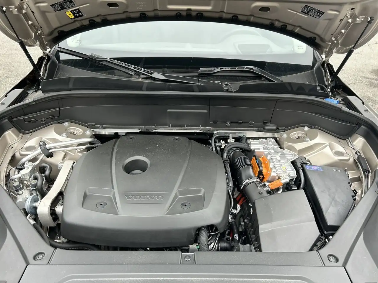 Volvo XC90 снимка Volvo XC90