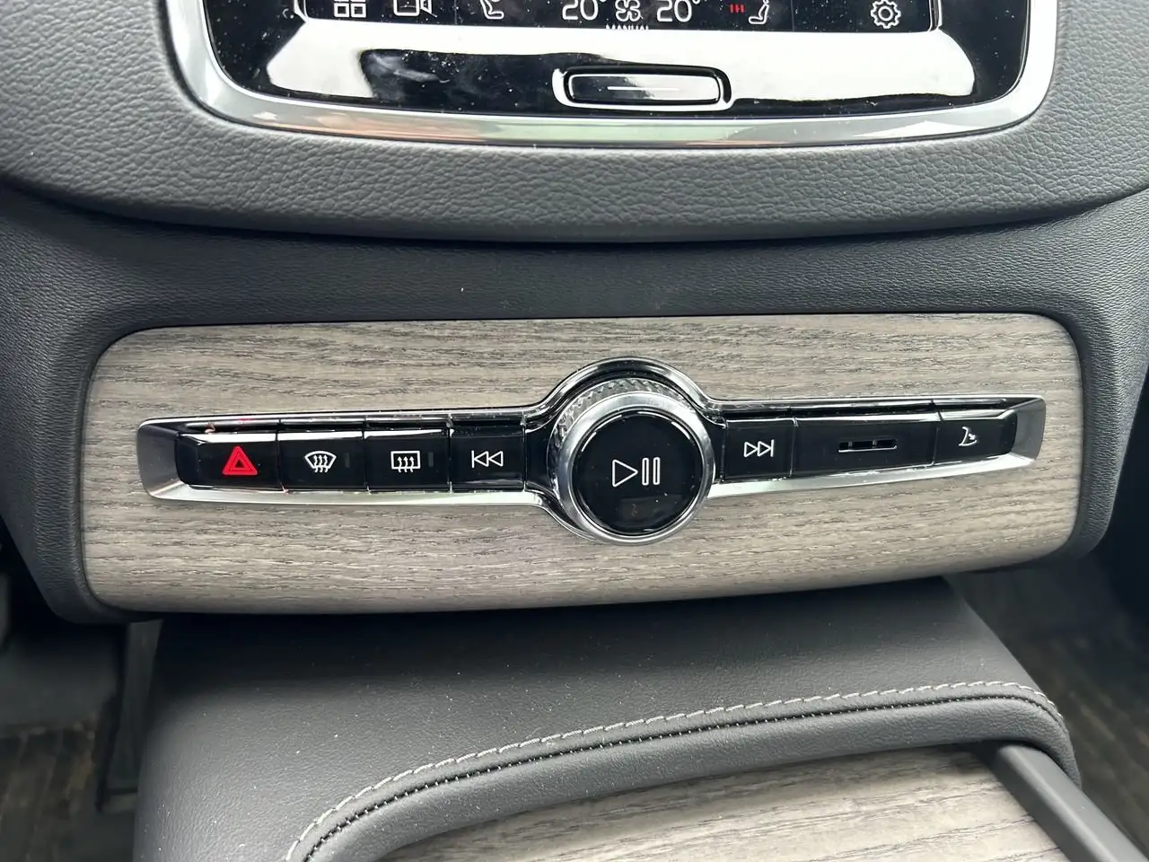 Volvo XC90 снимка Volvo XC90