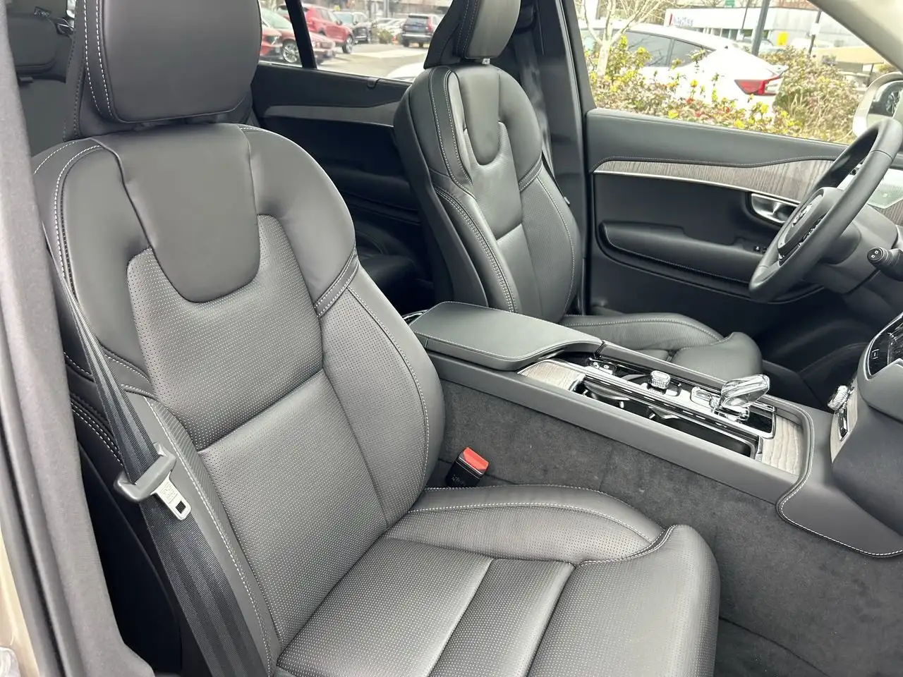 Volvo XC90 снимка Volvo XC90