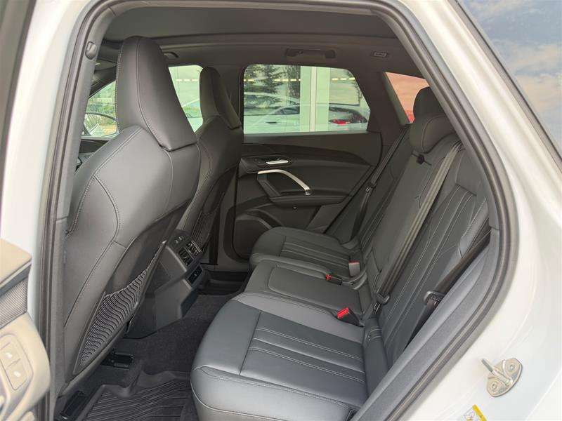 2026 Audi Q5 2.0 TFSI quattro — снимка 1