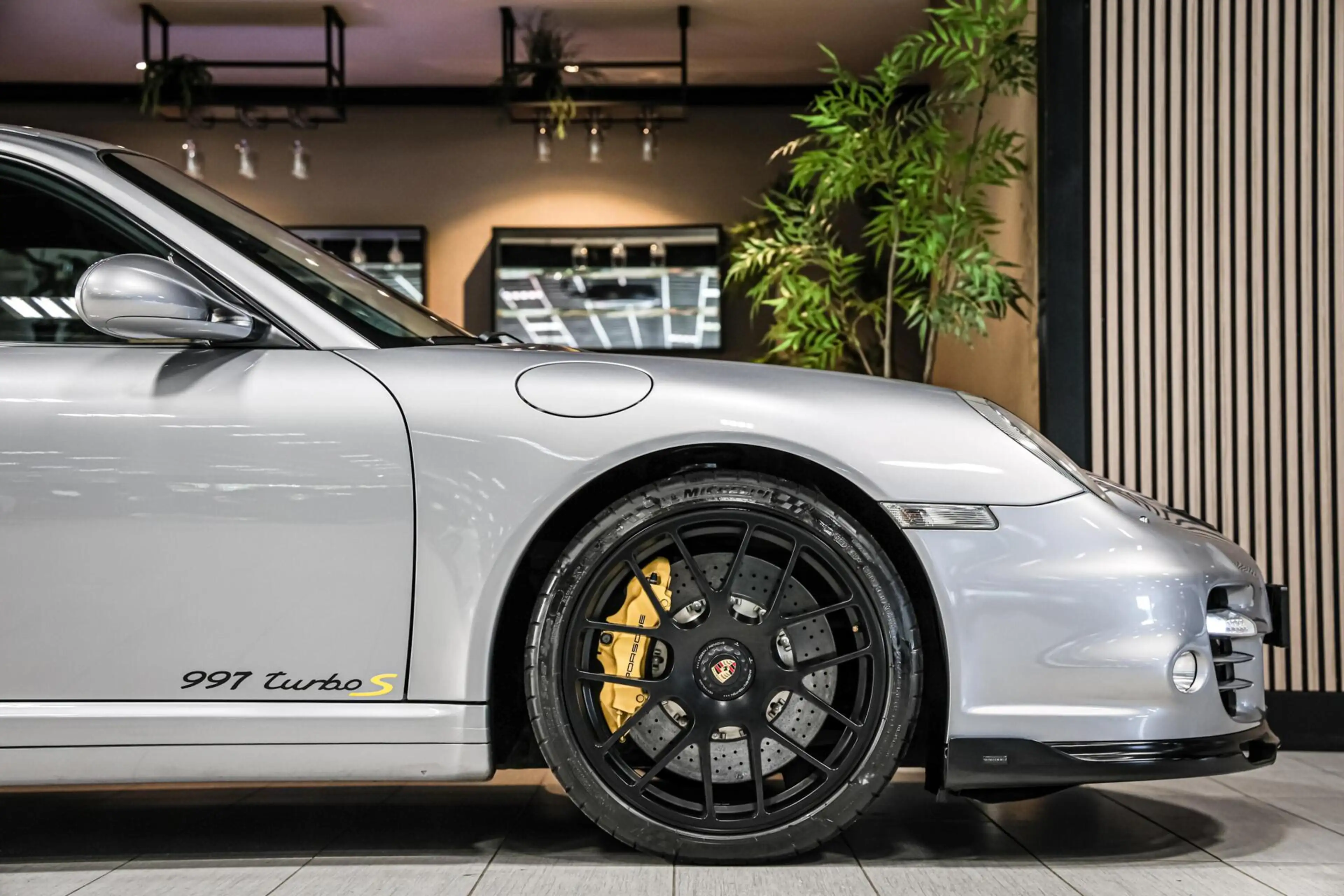 Porsche 997 3.8 Turbo S — photo 15