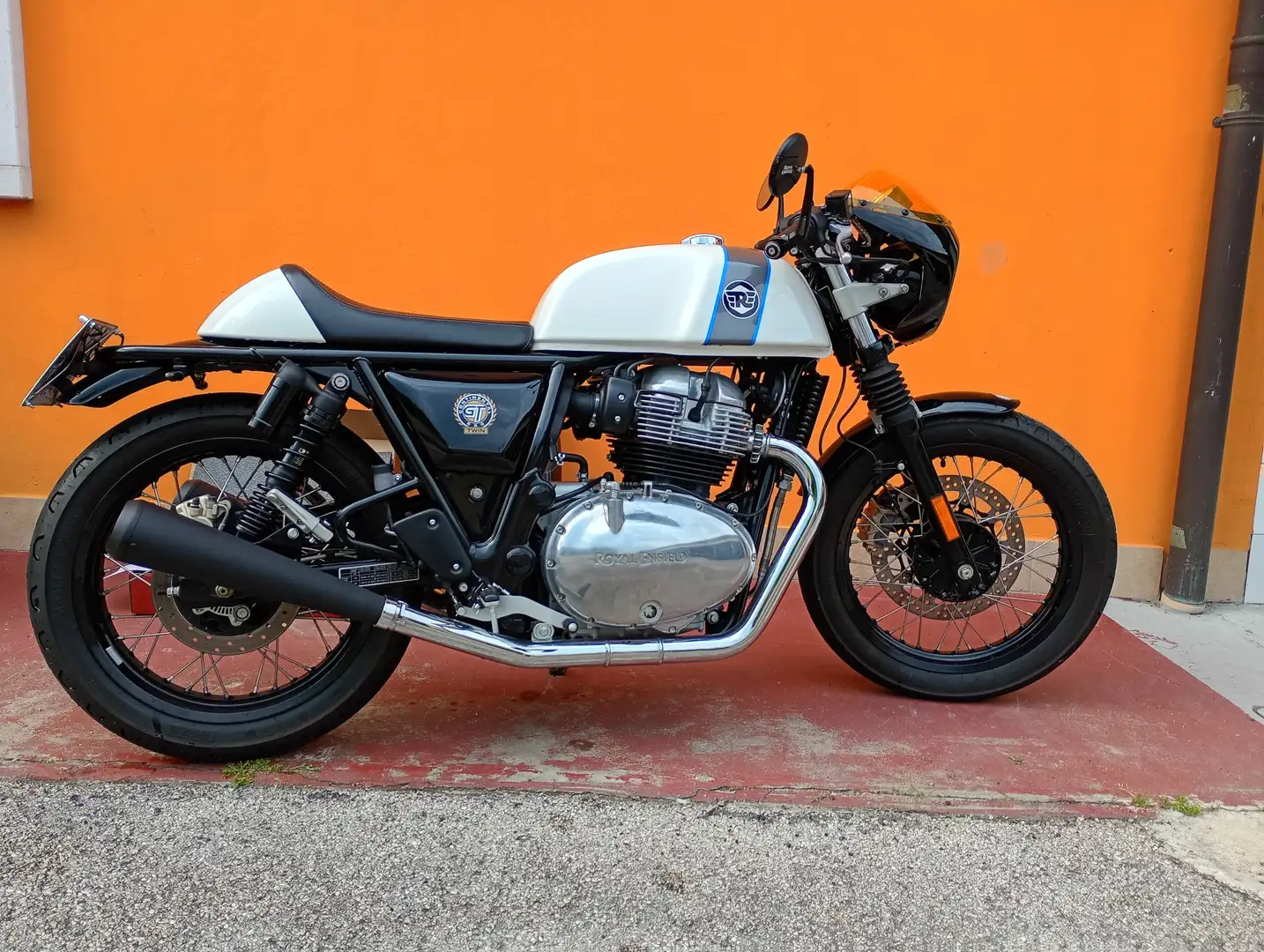Royal Enfield Continental GT Blanco - 1