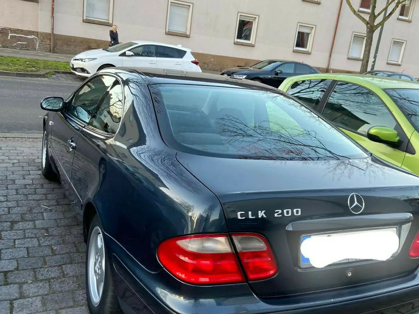 Mercedes-Benz CLK 200 Coupe Elegance Blau - 2