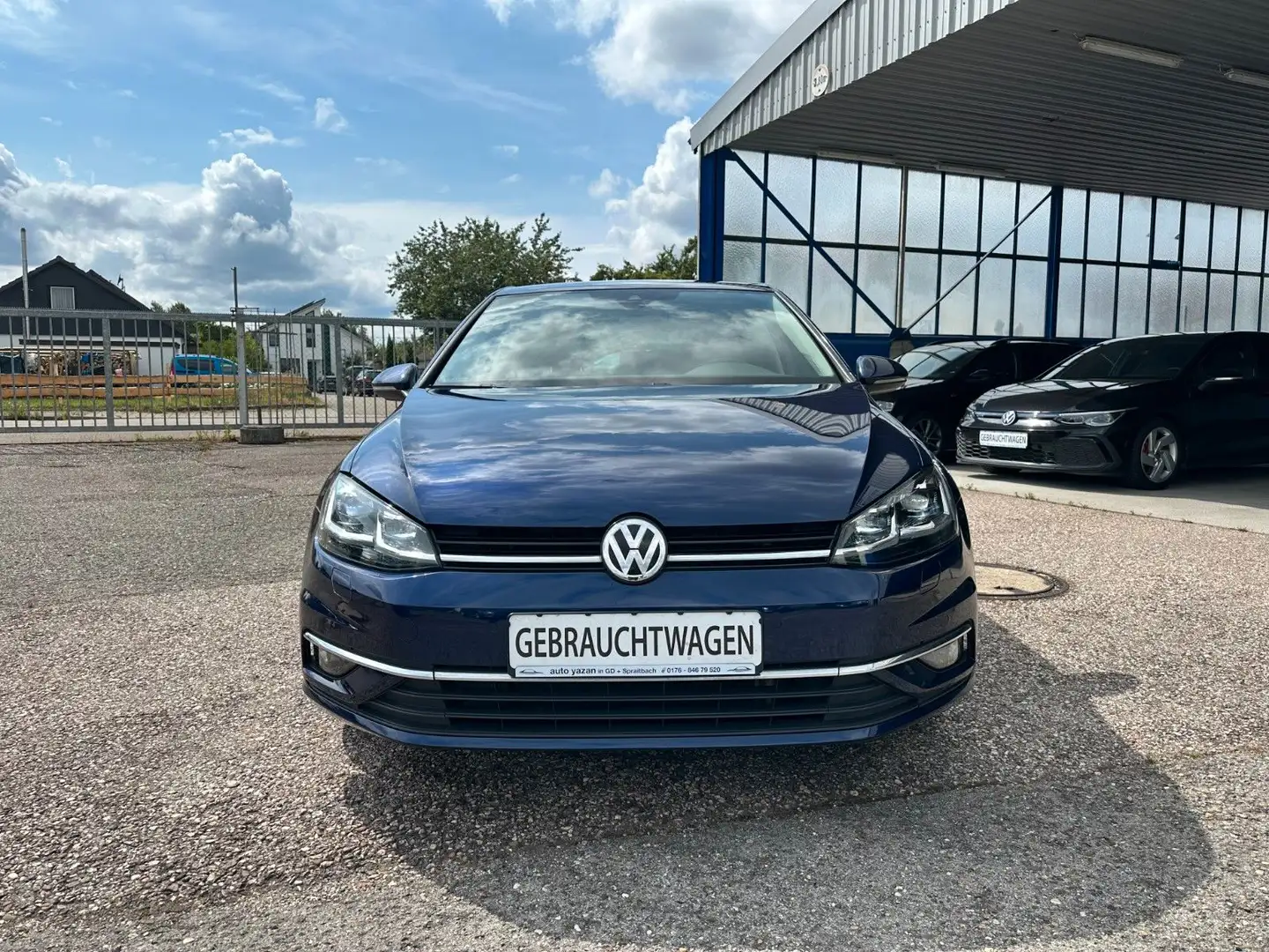 Volkswagen Golf VII Lim. Highline / Virt.Cock./LED/Massage Blau - 1