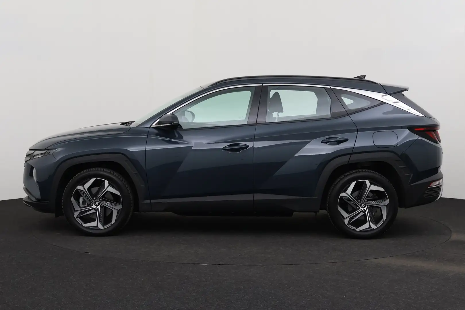 Hyundai TUCSON STYLE 1.6 T-GDI HYBRID 7DCT PHEV + CARPLAY + GPS + Gris - 2