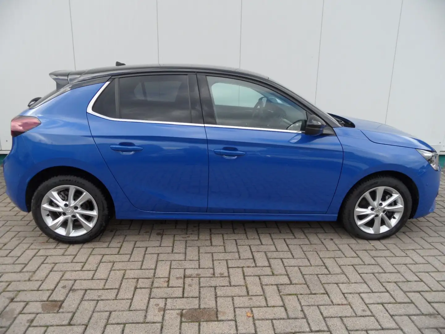 Opel Corsa 1,2 Elegance+Sitzhzg+Kamera+LED+Automatik Blauw - 2