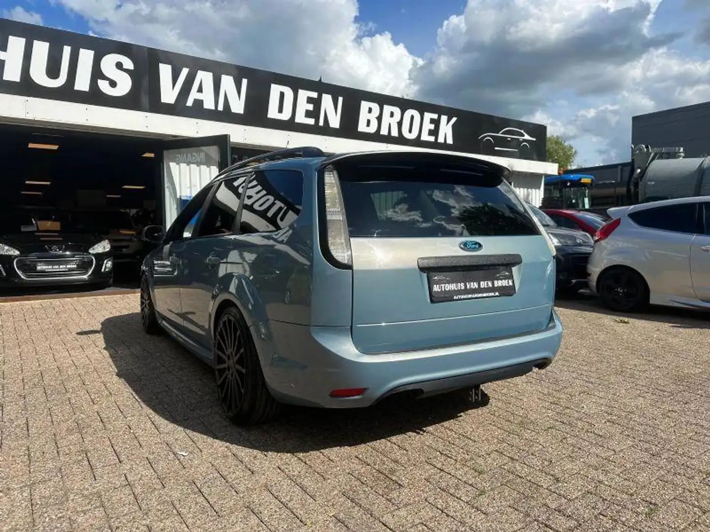 Ford Focus Wagon 1.8 ST-Line Airco Clima Lmv Elek Pakket Nw A Blauw - 2