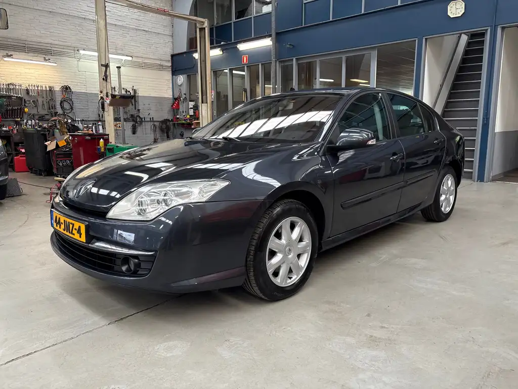 Renault Laguna 2009 из Европы — купить под ключ