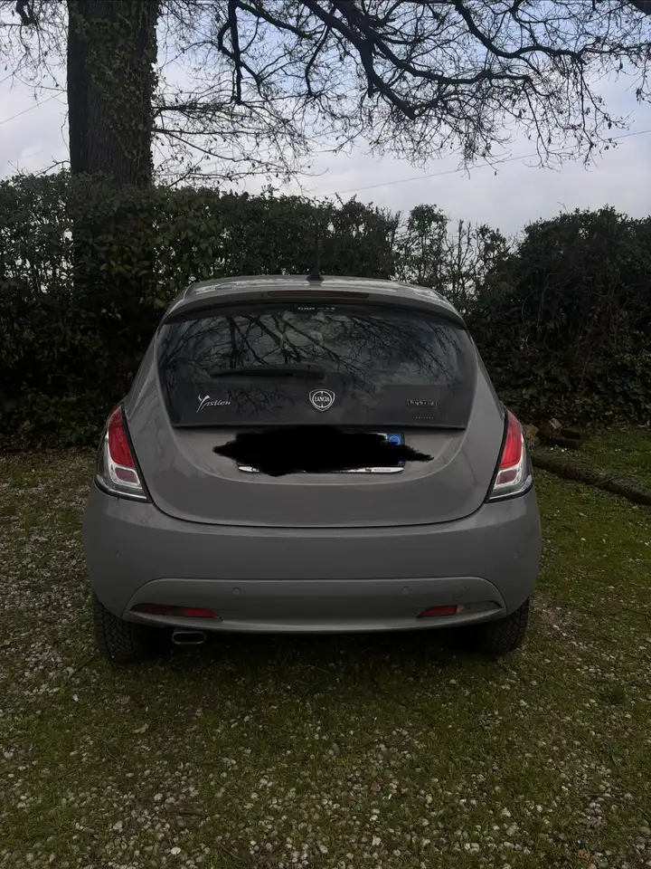 Lancia Ypsilon 2022