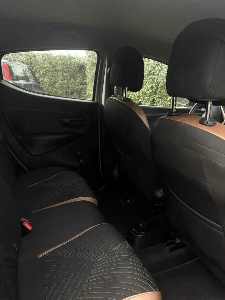 Lancia Ypsilon 2022 — фото 12