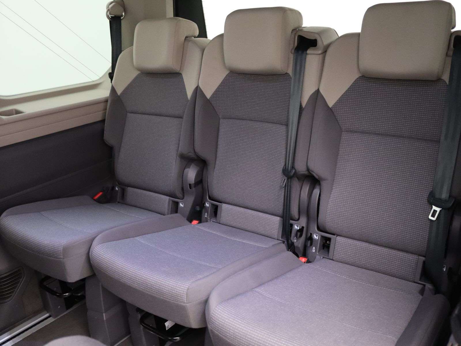 Volkswagen T7