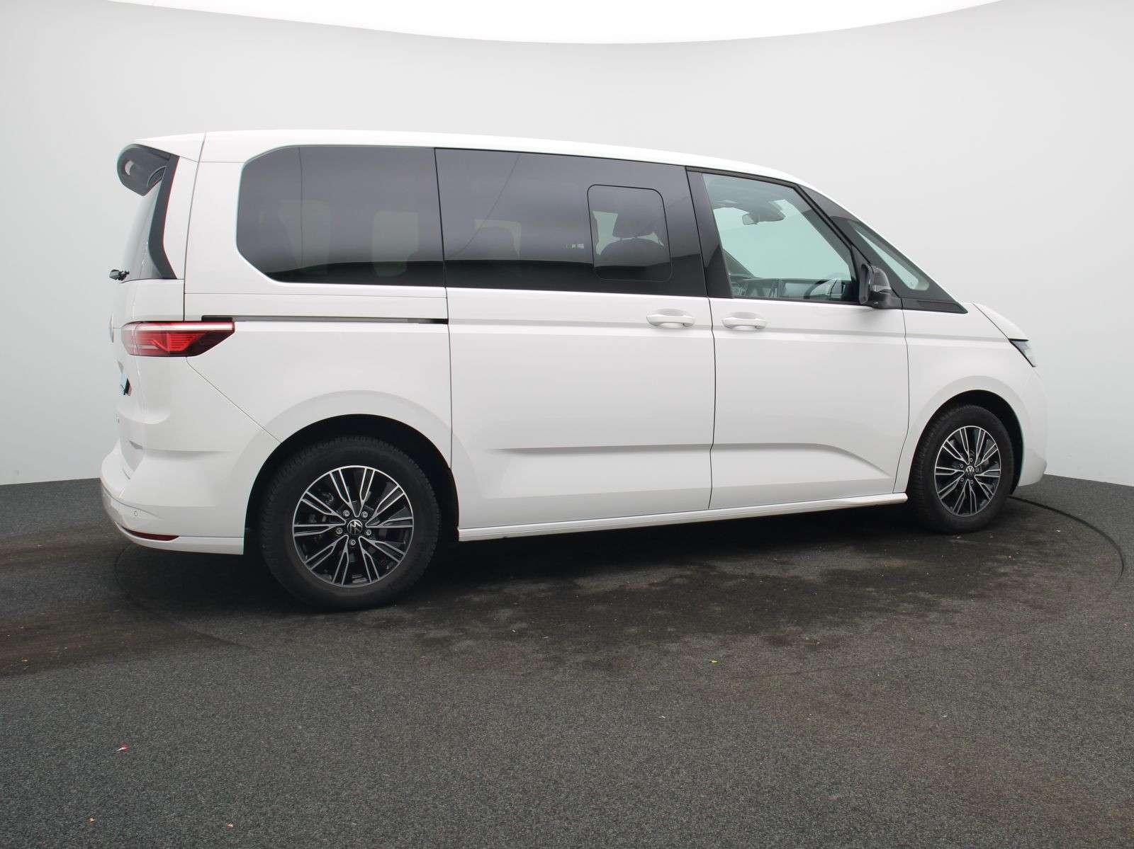 Volkswagen T7