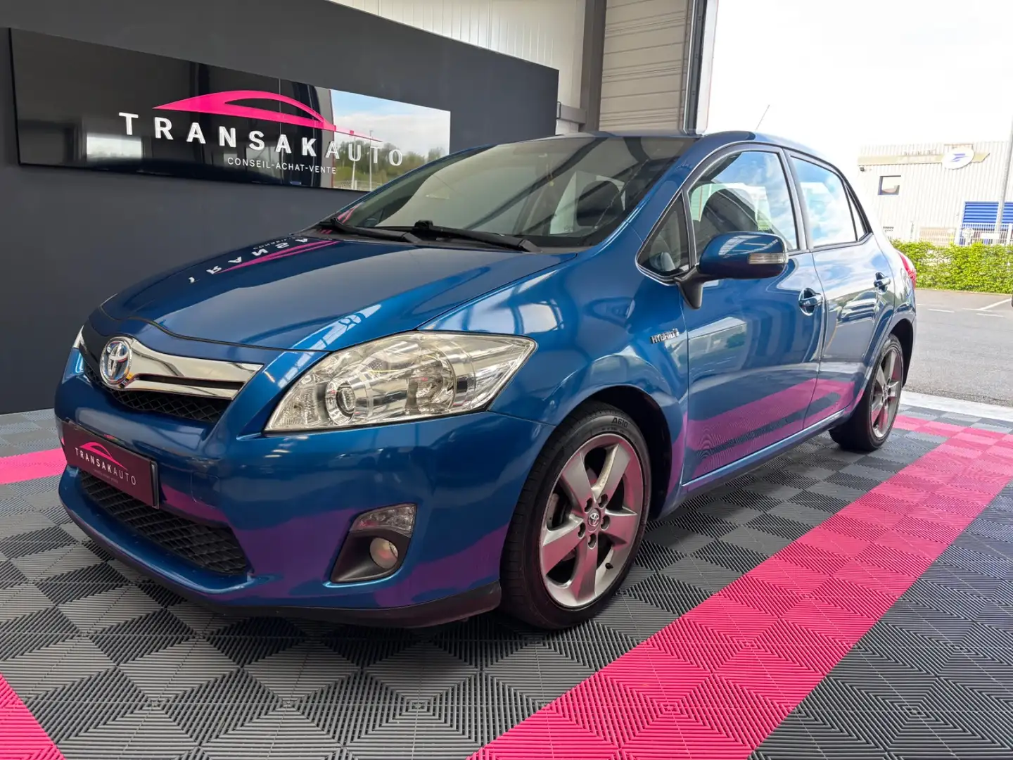 Toyota Auris Millenium Pack Albastru - 1