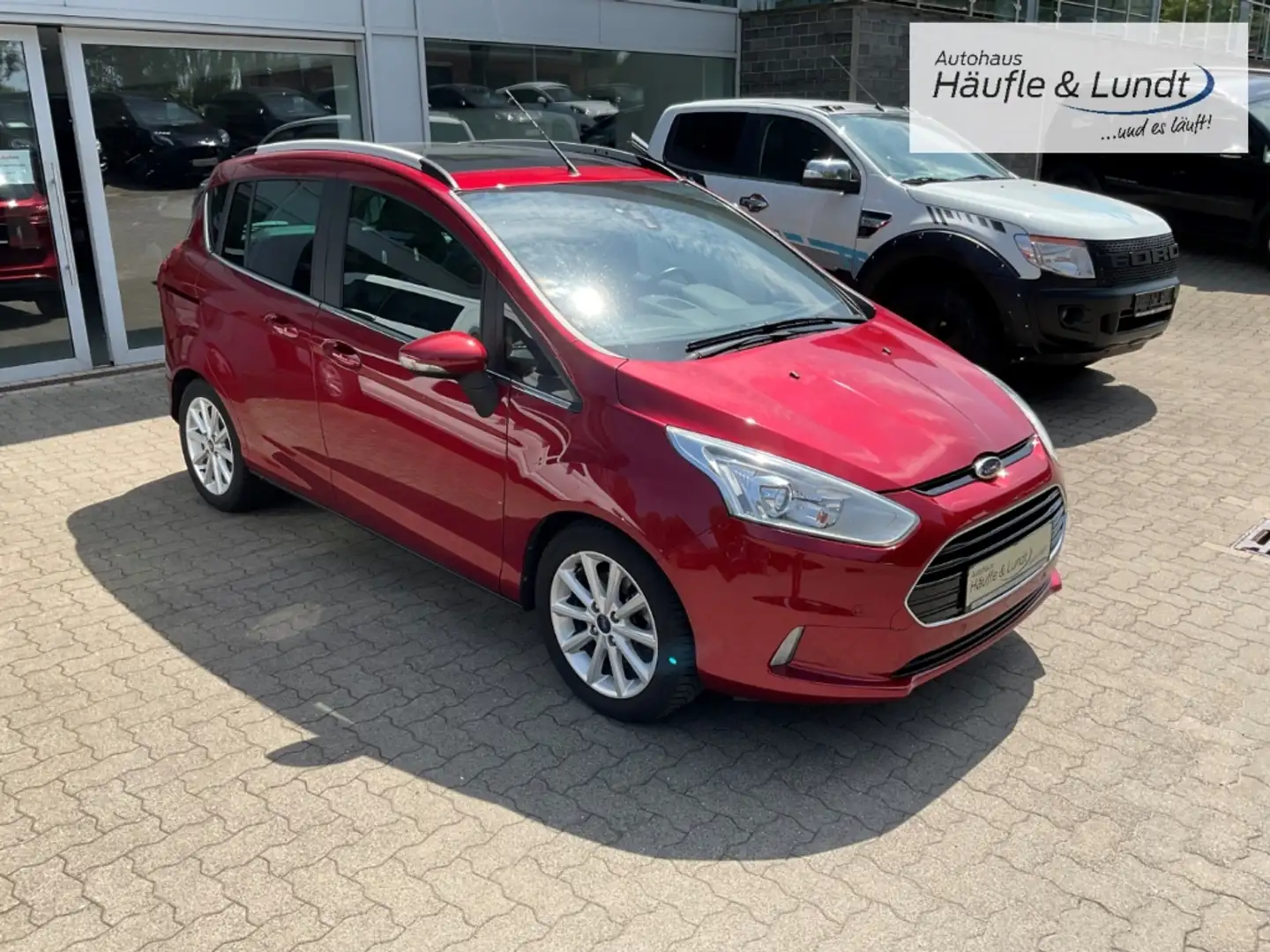 Ford B-Max Titanium Panorama Navi PDCv+h SHZ Červená - 2