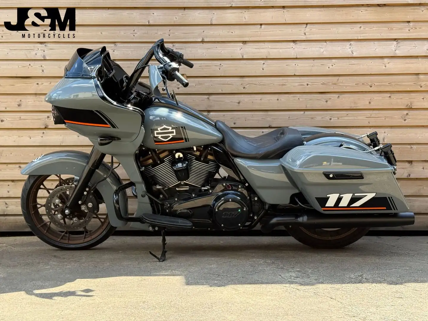 Harley-Davidson Road Glide ST Černá - 2