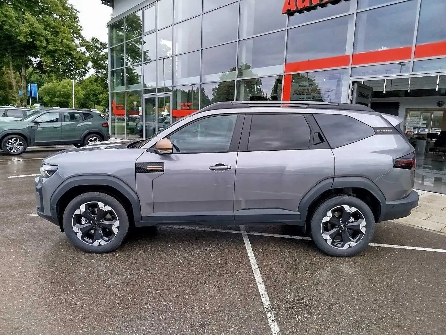 Dacia Bigster Hybrid 155 Extreme Winter+/City/el.Heckkl./Pano.da Grijs - 1