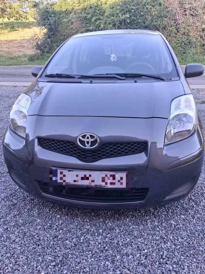 Toyota Yaris Yaris — photo 6