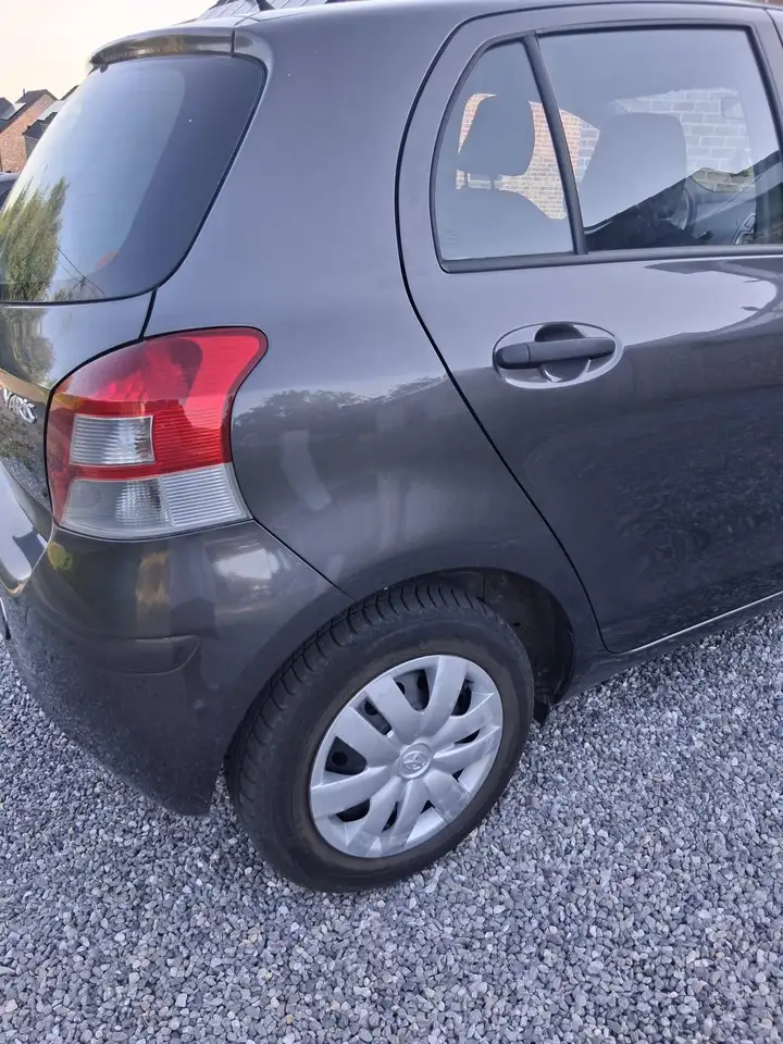 Toyota Yaris Yaris — photo 3