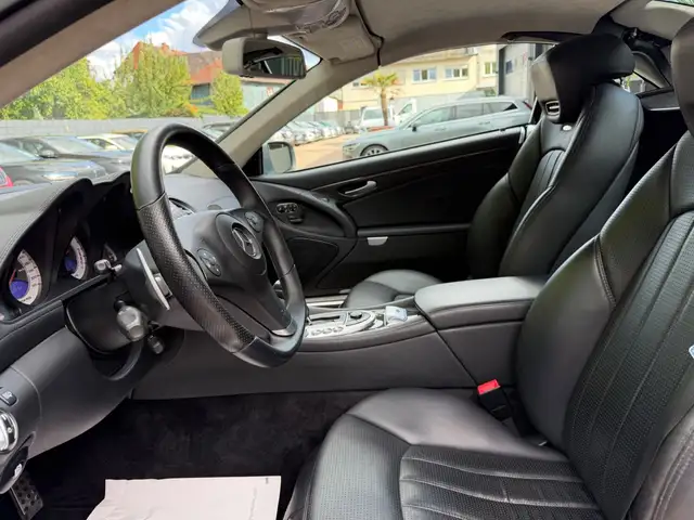 Mercedes-Benz SL view 14