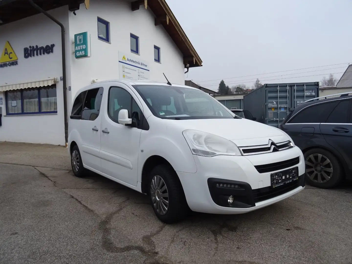 Citroen Berlingo Kombi Selection Weiß - 1