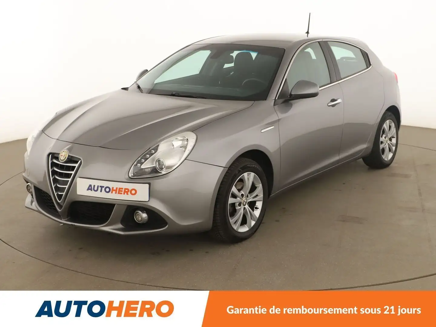 Alfa Romeo Giulietta 1.4 TJet Distinctive Gris - 1