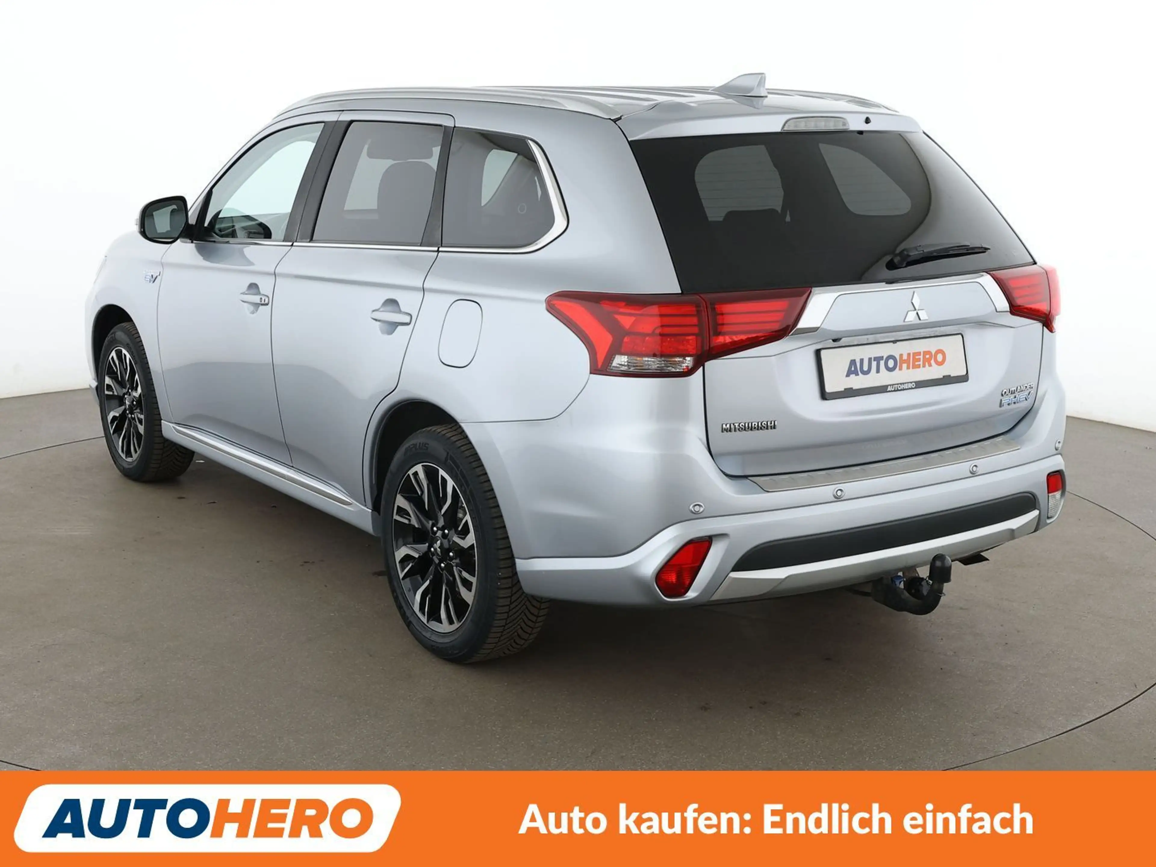 Mitsubishi Outlander 2.0 PHEV PHEV Top 4WD Aut.*NAVI*ACC*SPUR*PDC*SHZ* — photo 4