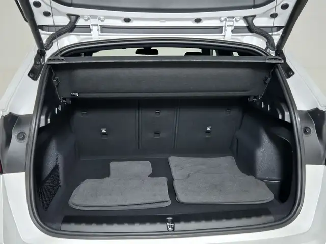 BMW X1 view 14