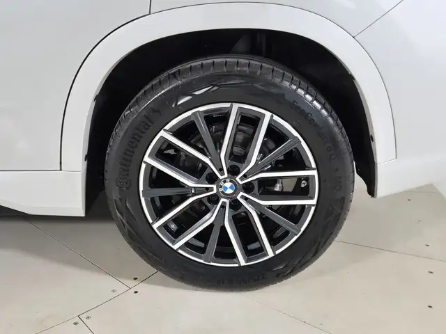 BMW X1 view 15