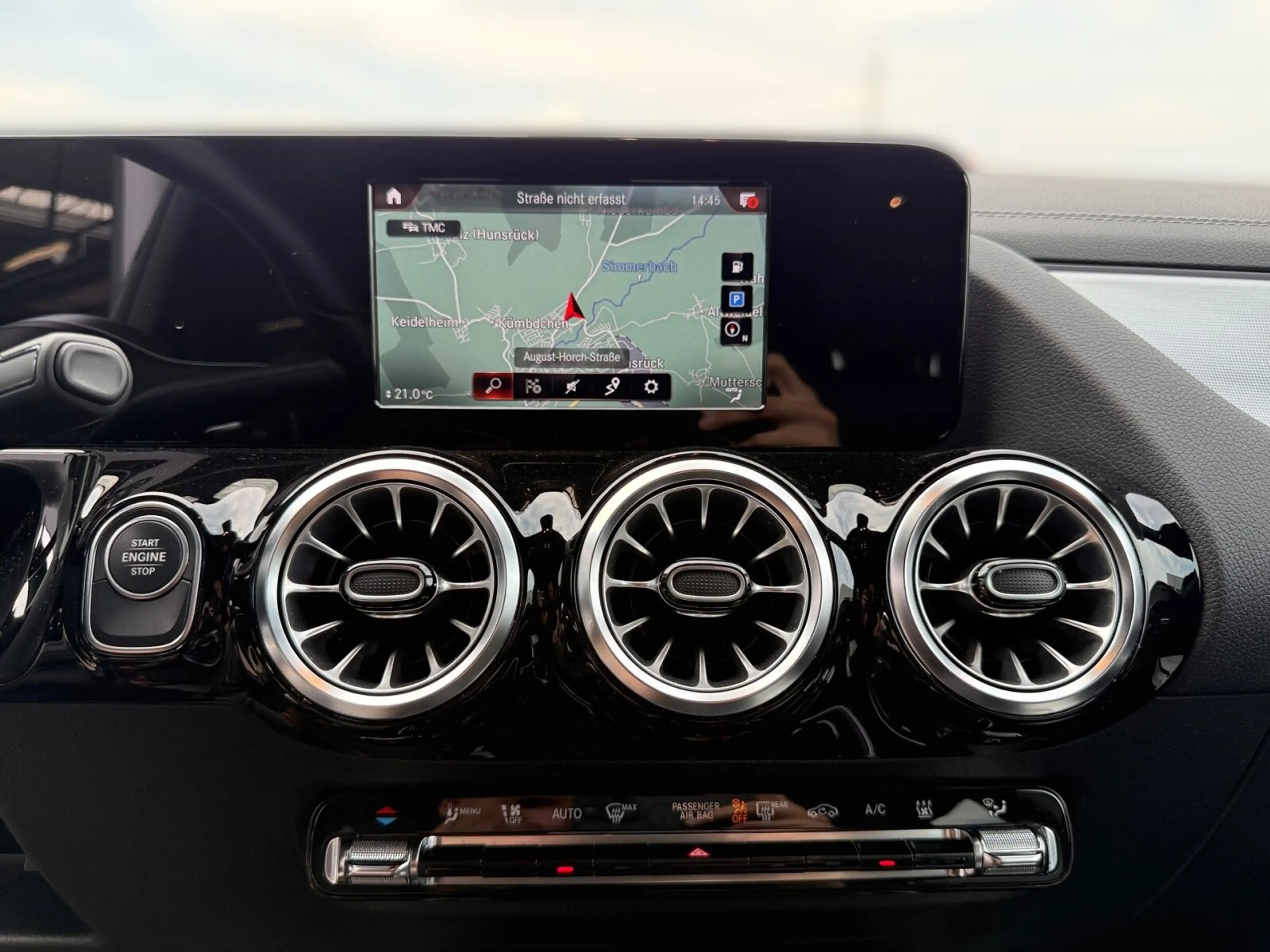 Mercedes-Benz B 250 B 250 e *AMG*NIGHT*RFK*TEMPOMAT*SHZ*NAVI* AMG Line — photo 9