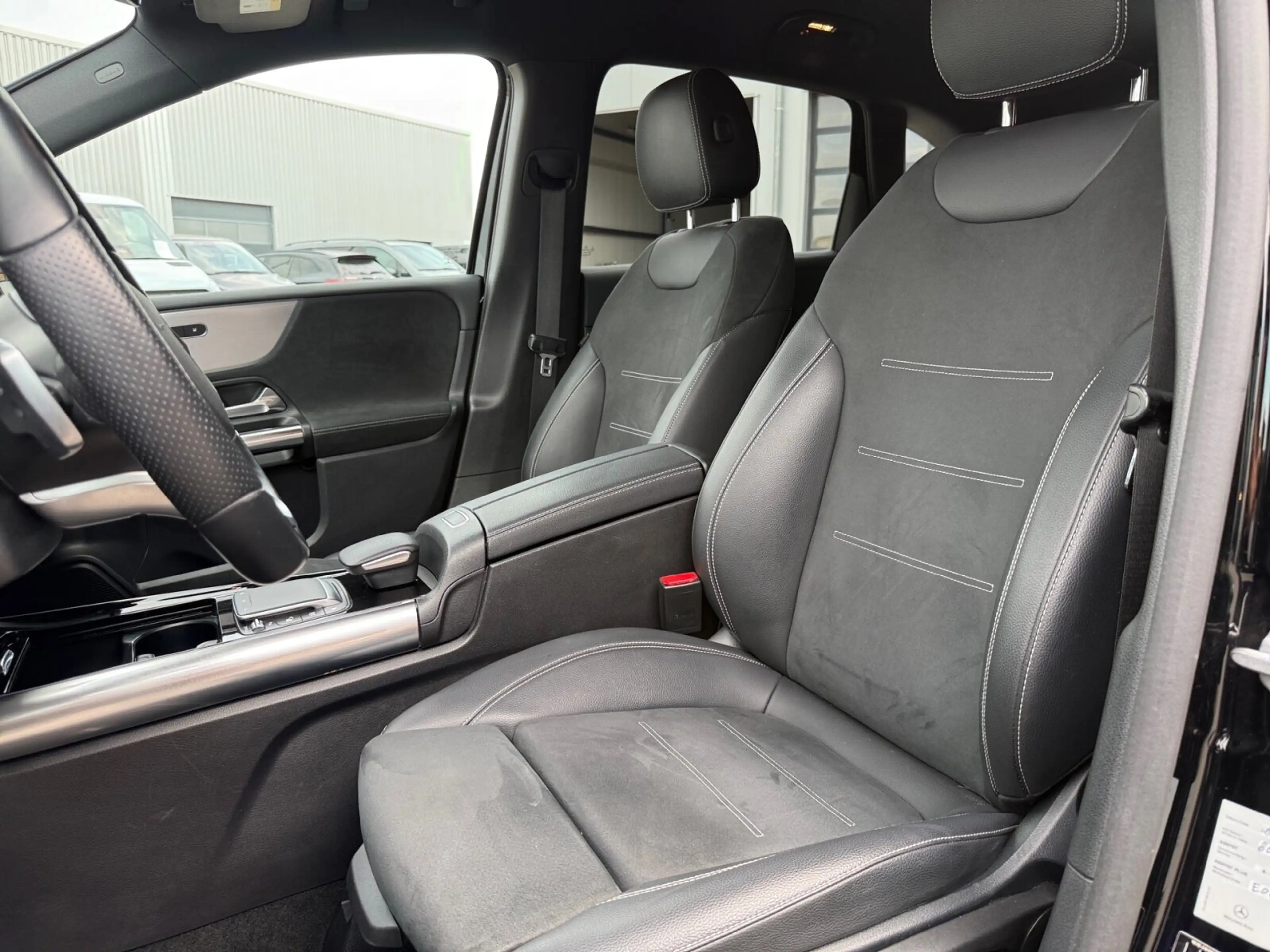 Mercedes-Benz B 250 B 250 e *AMG*NIGHT*RFK*TEMPOMAT*SHZ*NAVI* AMG Line — photo 14