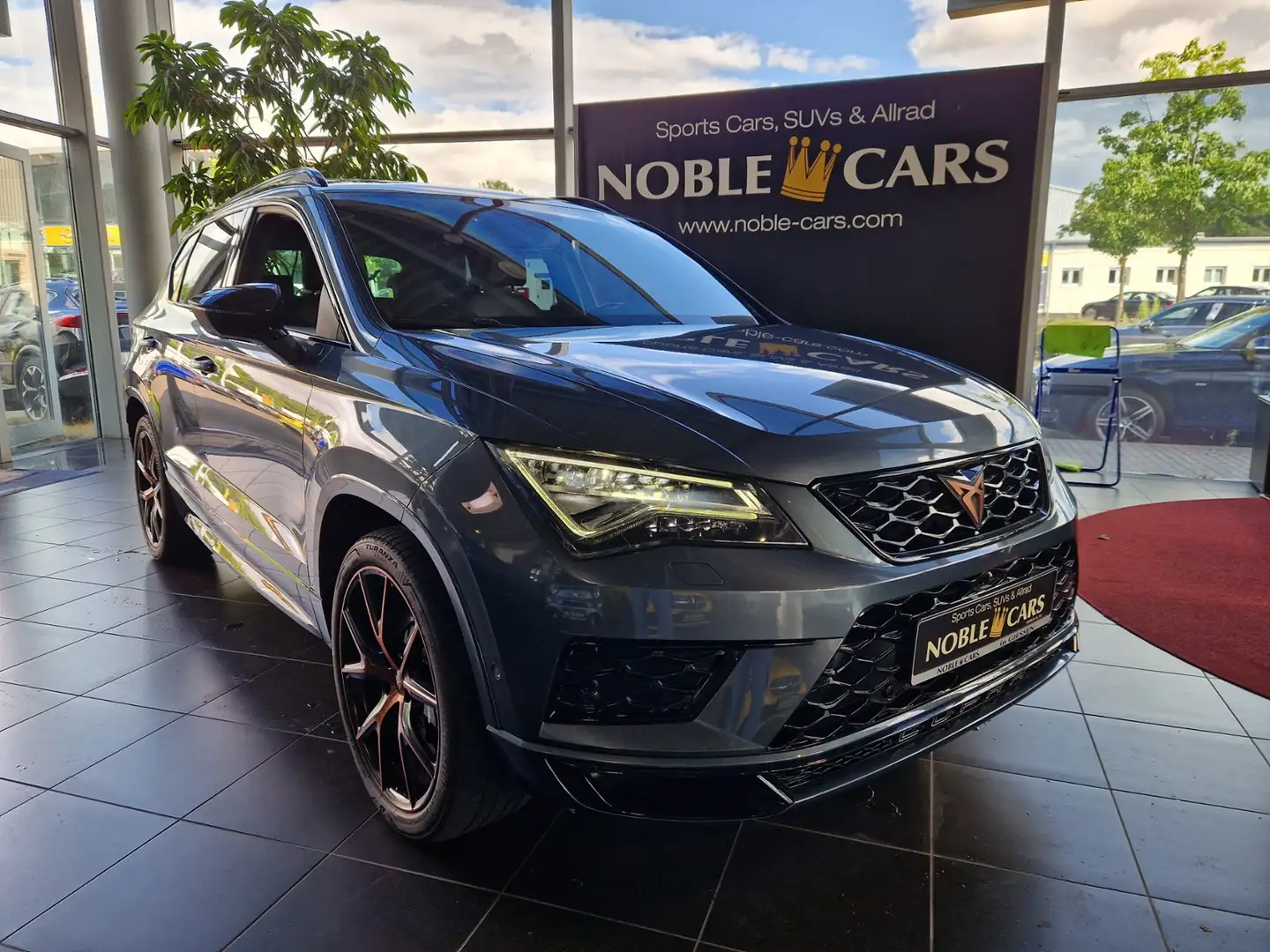 SEAT Ateca AHK 4Drive Allrad PANO LED NAVI ALU Grijs - 1