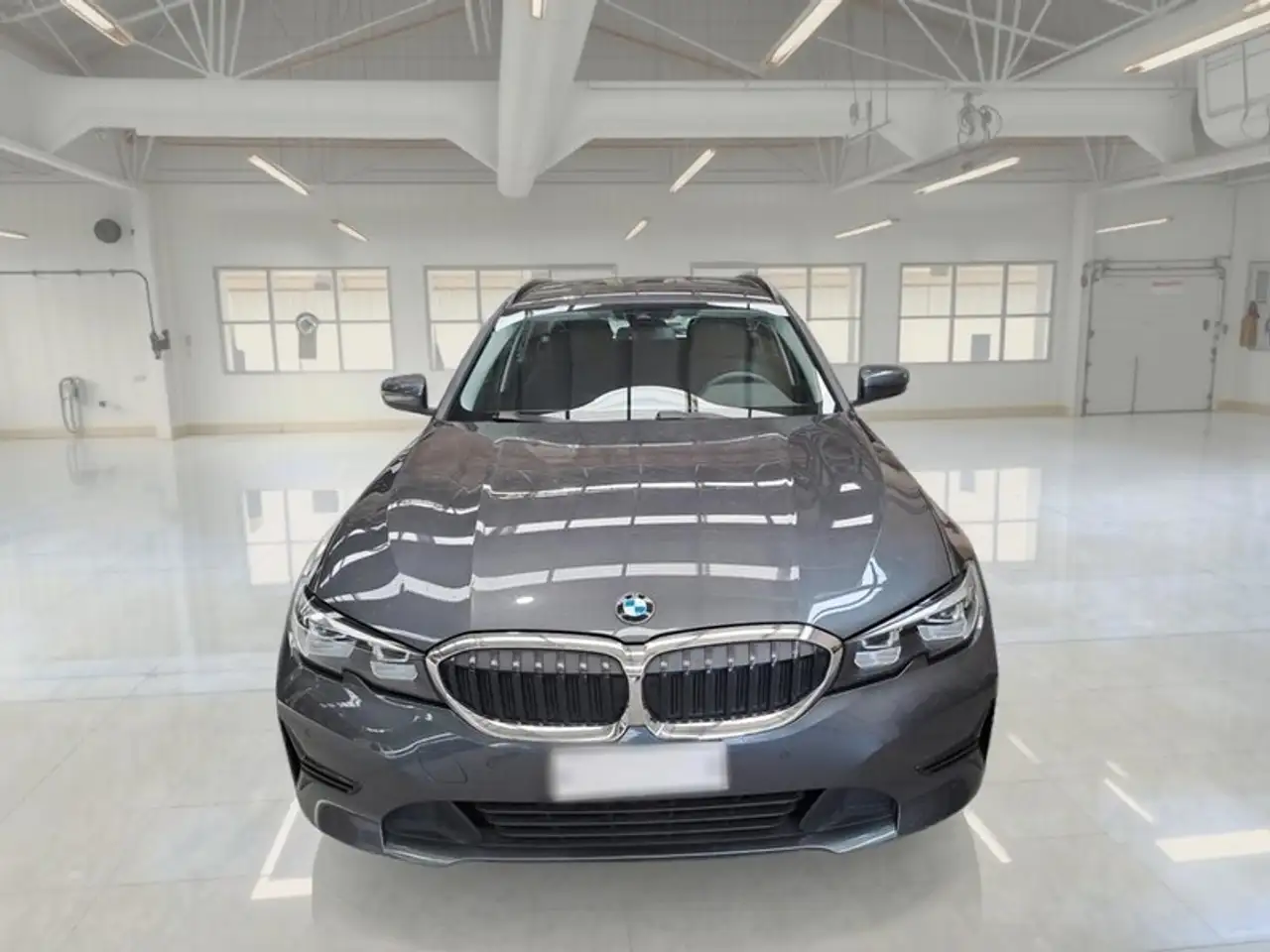 BMW 318 318D 48V BUSINESS ADVANTAGE TOURING AUTO STATION WAGON, миниатюра 2