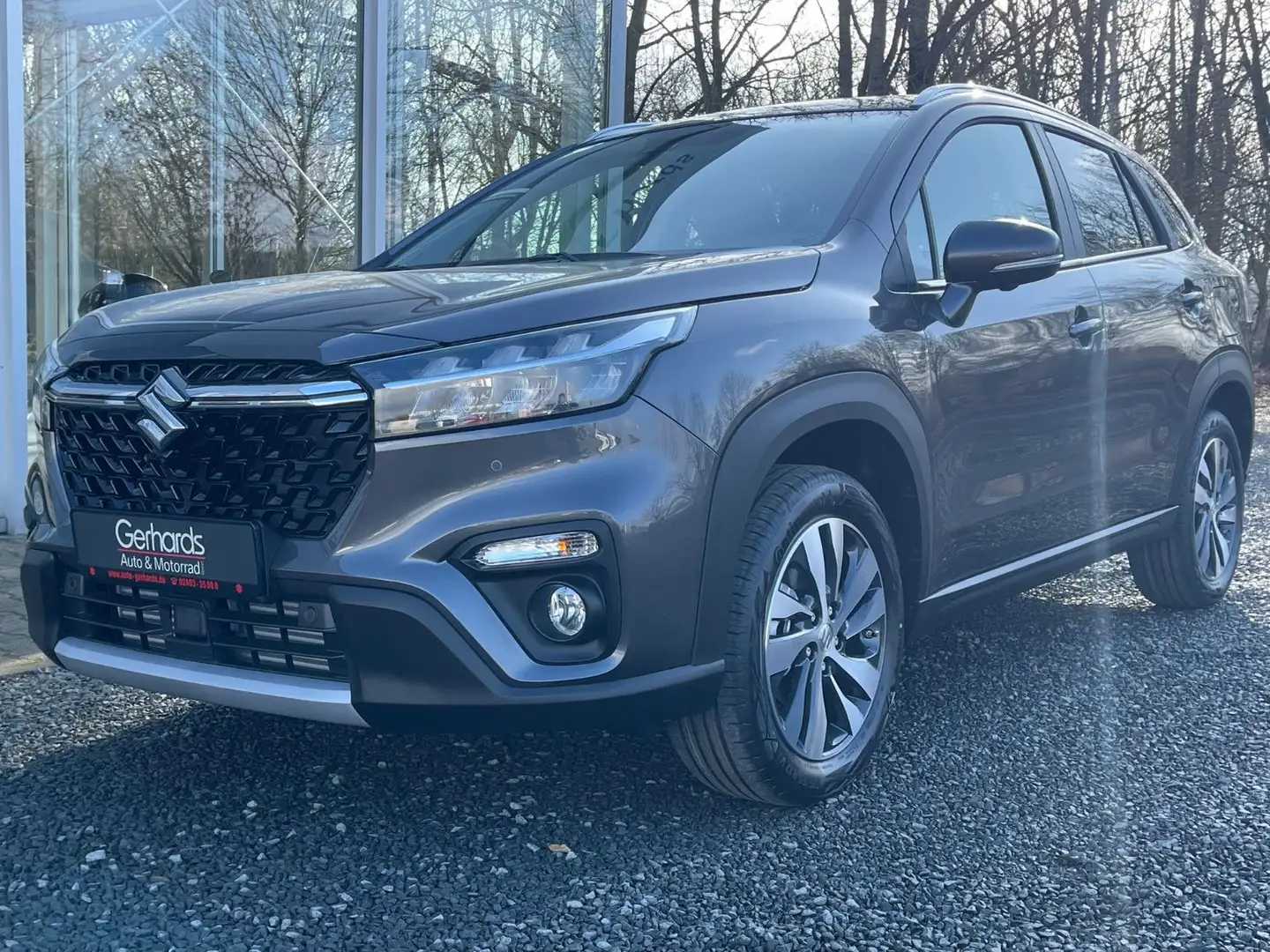 Suzuki S-Cross 1.5 Comfort PLUS 4X4 ATM Vollhybrid Grau - 2