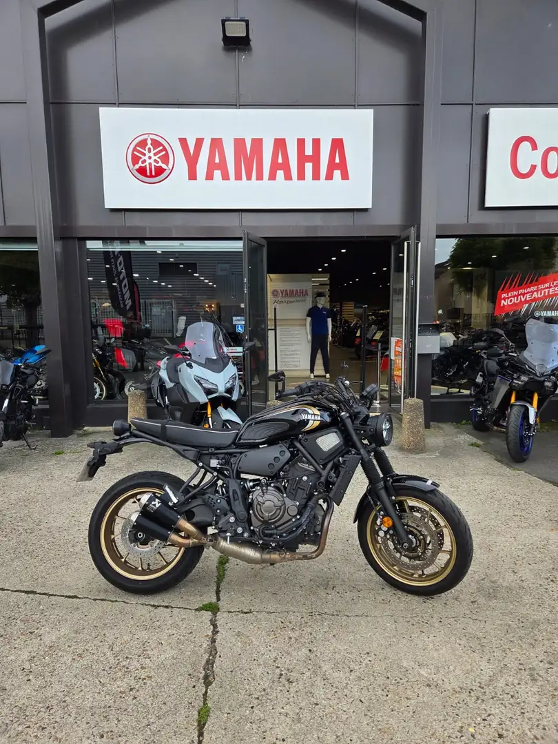 Yamaha XSR 700 Black - 1
