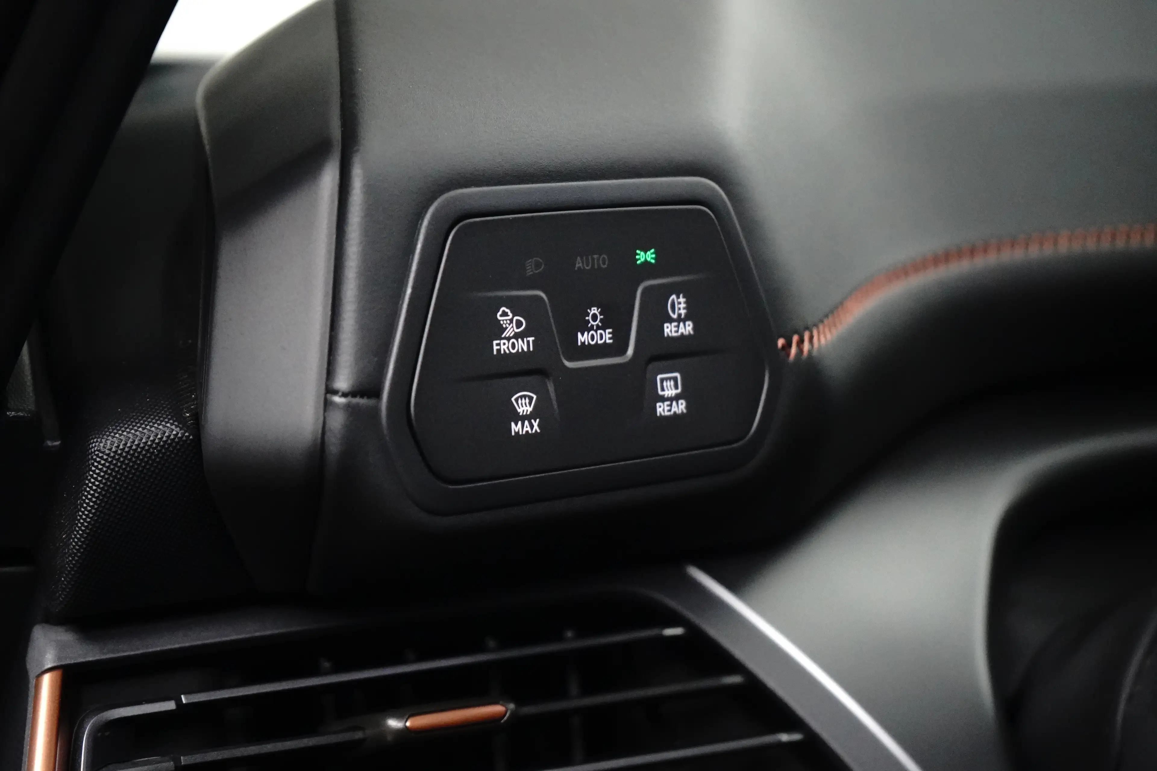 CUPRA Born Copper 62 kWh 204 pk | Achteruitrijcamera | Apple — photo 19