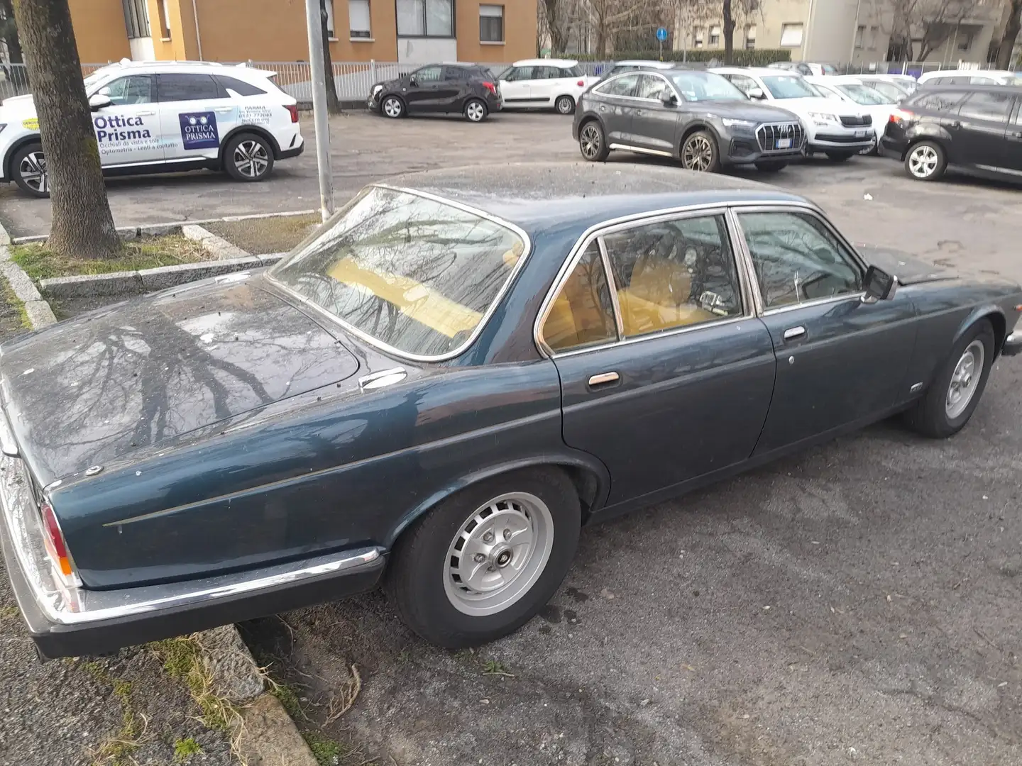 Jaguar XJ6 4.2 Bleu - 2