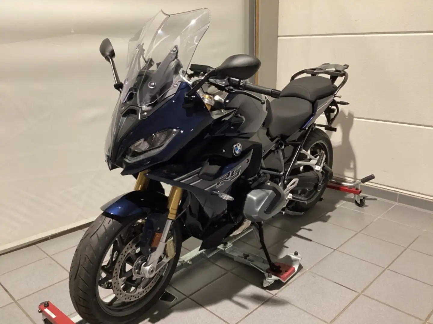BMW R 1250 RS Exclusive Blau - 2