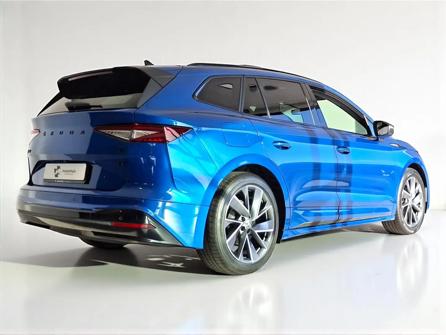 Skoda Enyaq Iv 80 Elektromotor 204pk Sportline PANO LED CAMERA Bleu - 2
