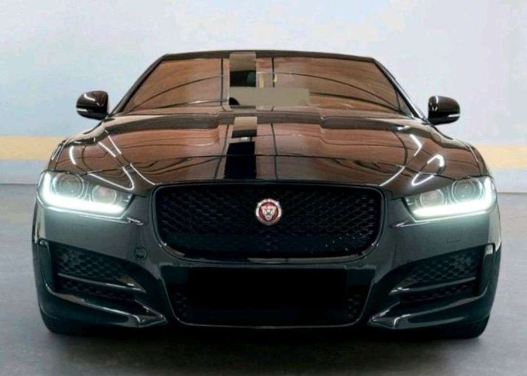 Second hand Jaguar Xe 2.0